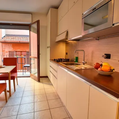 Appartement Two-bedroom Modern *